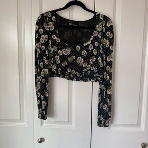 ZARA Navy Blue Fitted Crop Blouse with flowers